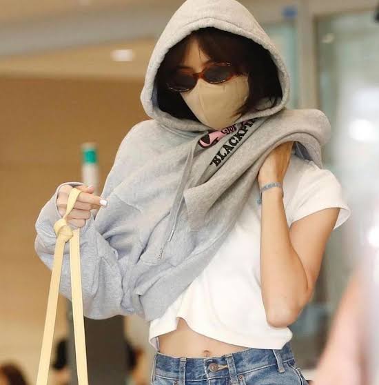 Verdy X Blackpink Born Pink
Plush Oversized Hoodie in Grey