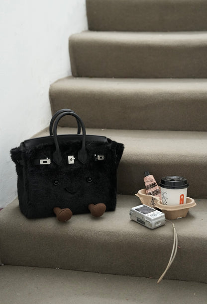 Medium Plush Tote in Smoke | Limitée Collection