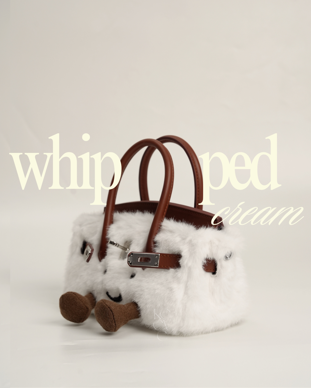 Pocket Plush Tote in Whipped Cream | Limitée Collection