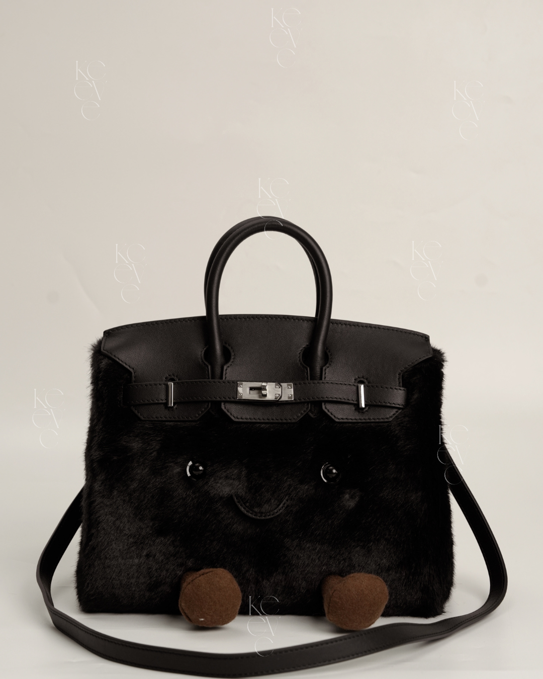 Medium Plush Tote in Smoke | Limitée Collection